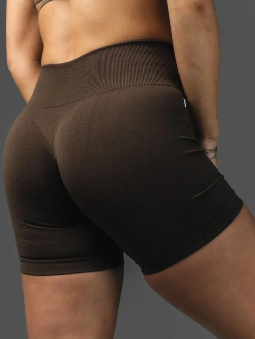 Hi-Rise Forme Seamless Scrunch Short 🌸 NEW 🌸